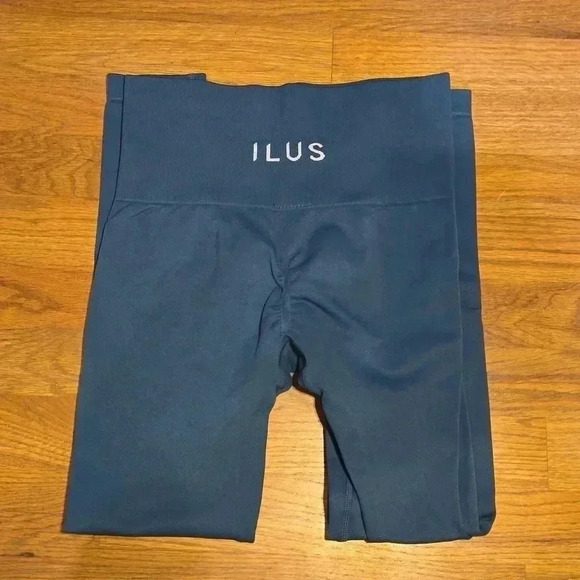 ILUS Seamlux Intensify Breathable Moist Wicking Legging Blue S - Picture 2 of 4